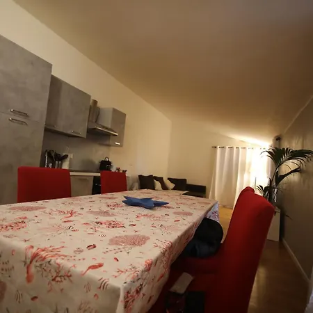 La Mansarda Di Ale Специя
